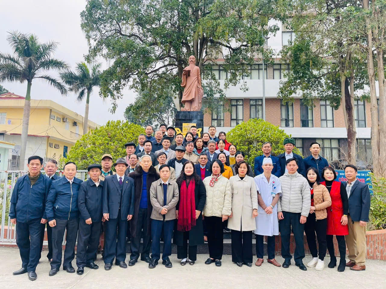 DÂNG HƯƠNG KỶ NIỆM NGÀY MẤT ĐẠI DANH Y LÊ HỮU TRÁC